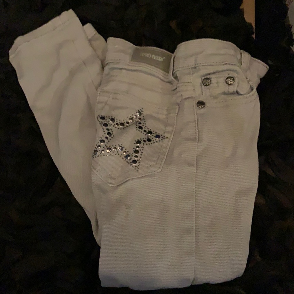 Cutie Fashion Silver/Grey Jeans!